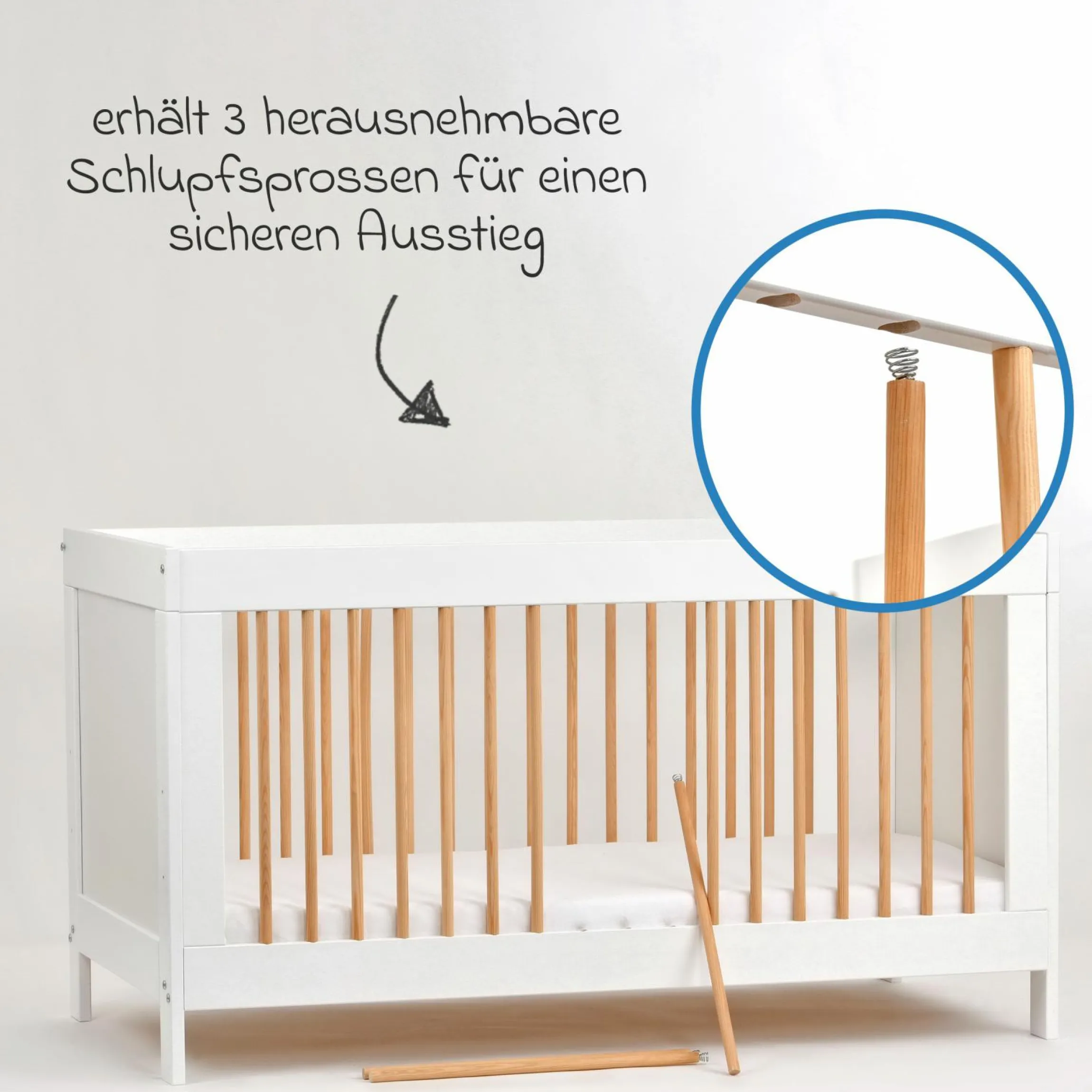 Babybett und Kinderbett Erwin mit 3-fach höhenverstellbarem Lattenrost und 3 Schlupfsprossen 70 x 140 cm - Weiß Gitter Natur