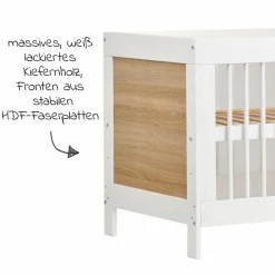 Babybett und Kinderbett Erwin mit 3-fach höhenverstellbarem Lattenrost und 3 Schlupfsprossen 70 x 140 cm - Weiß Eiche
