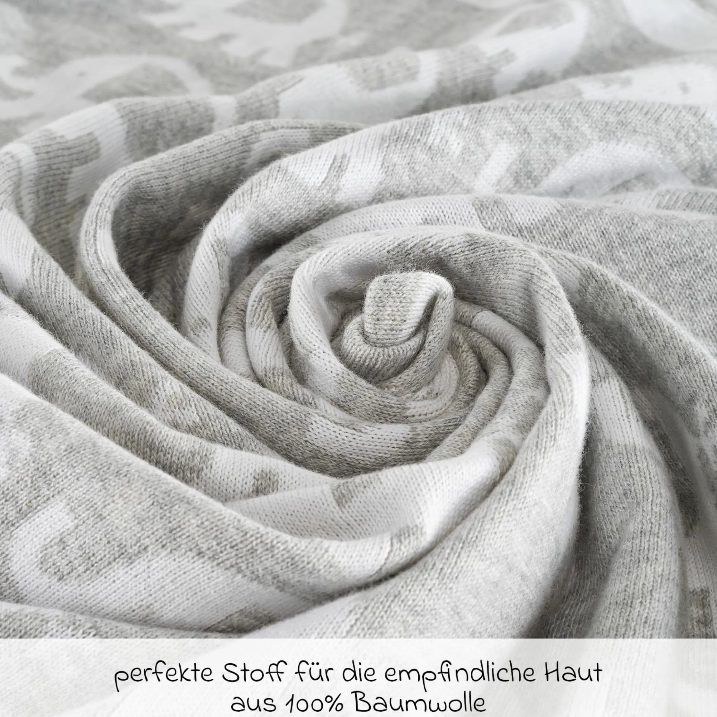 Babydecke 75 x 100 cm in Strickoptik aus Baumwolle - Elefanten - Grau Weiß