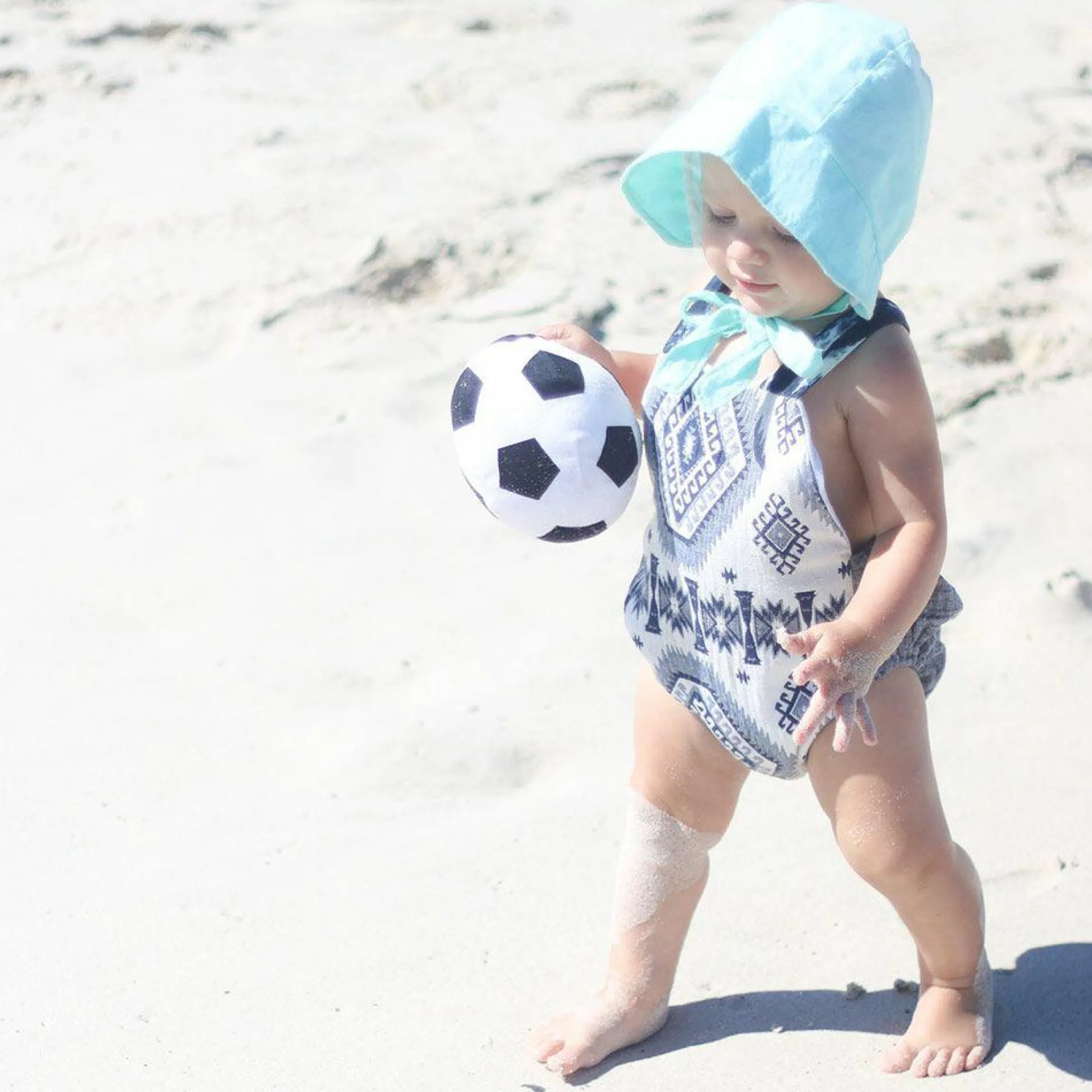 Baby-Stoffball mit Rassel - Mein erster Fußball