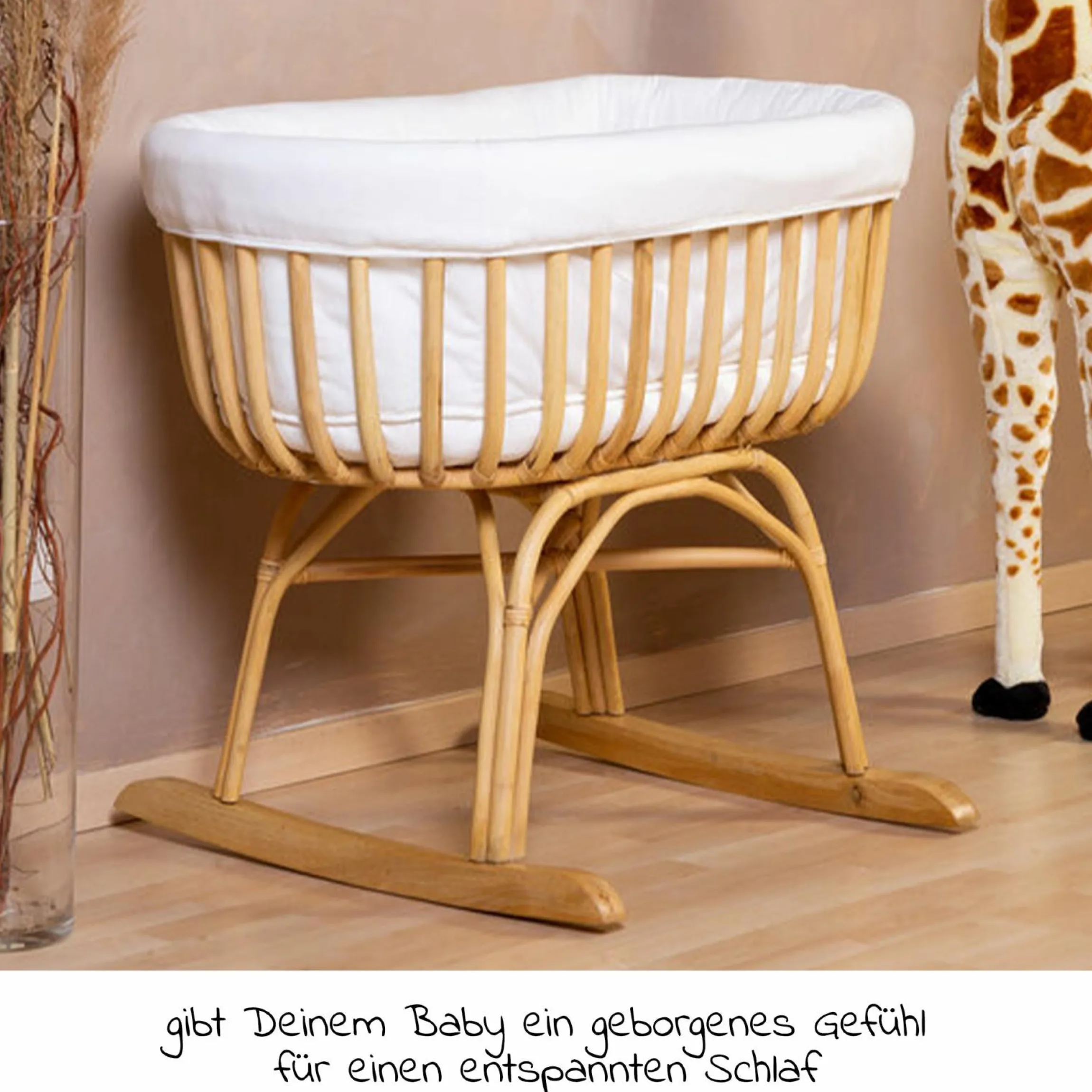 Babywiege / Stubenbett Rattan 80x40 mit Schaukelkufen inkl. Matratze + Nestchen - Ecru