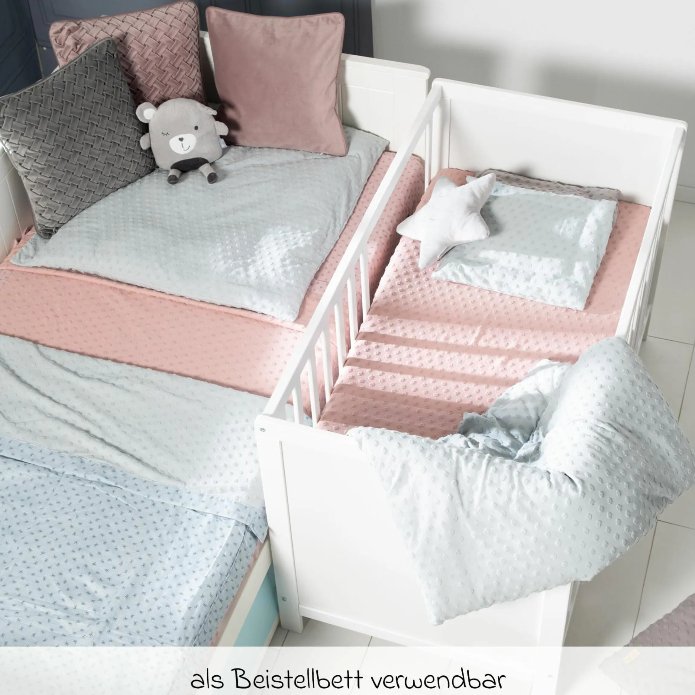 Beistellbett mit safe asleep Matratze, 6-fach höhenverstellbarem Lattenrost & 5 Schlupfsprossen 60 x 120 cm - Universal - Weiß