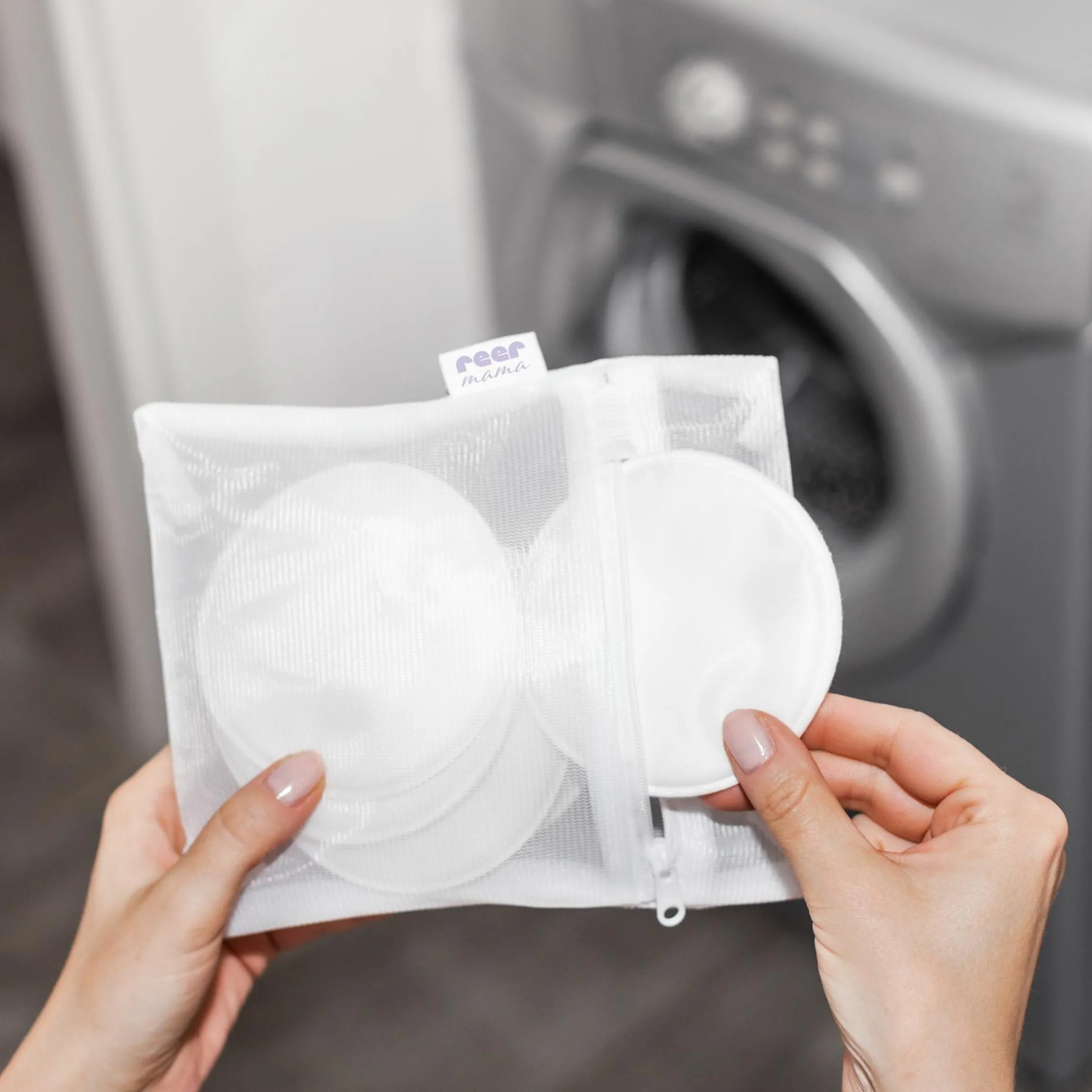 8er Pack Waschbare Stilleinlagen Mama inkl. Wäschenetz - Weiß
