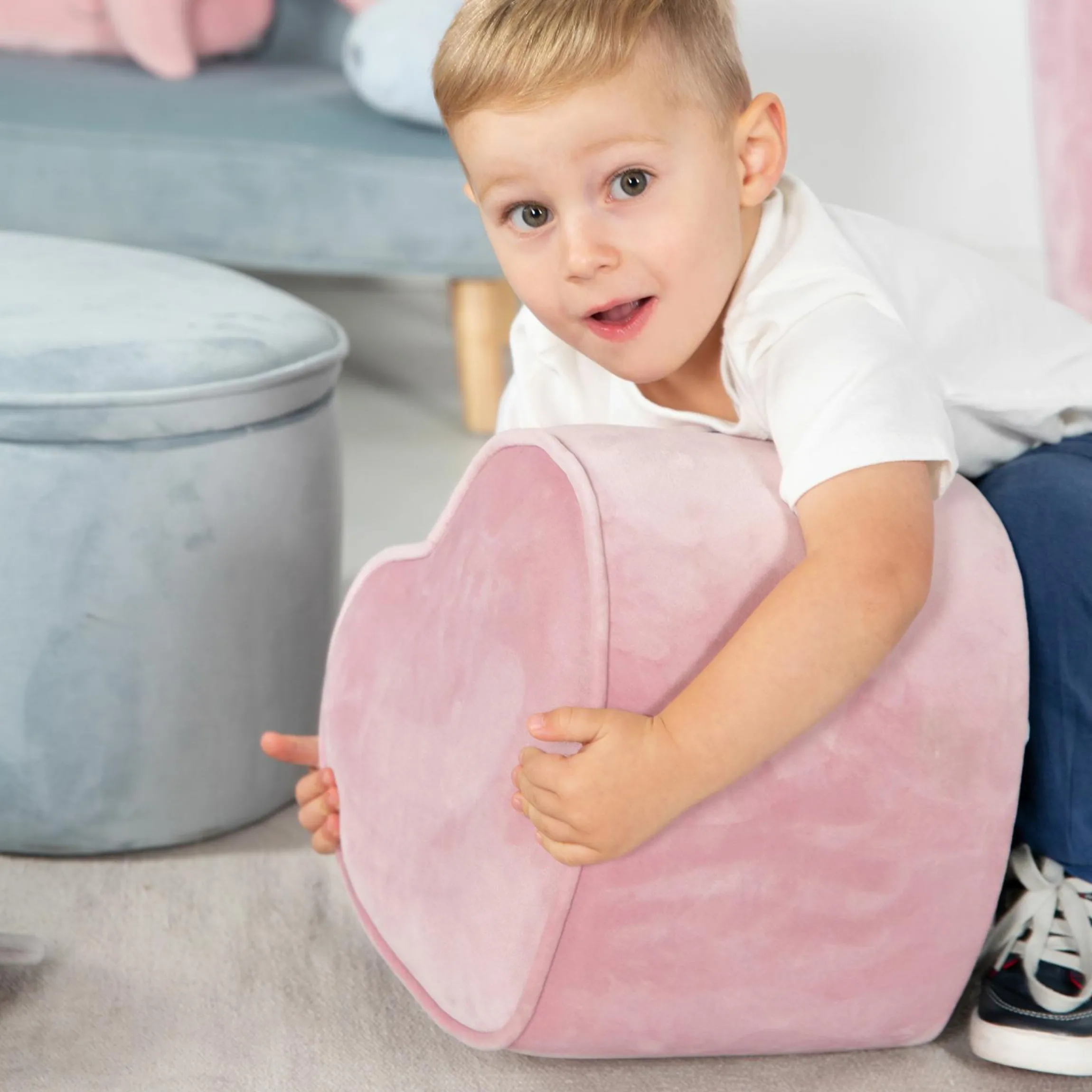 Kinderhocker in Herzform gepolster, mit Samtstoff bezogen - Lil Sofa - Rosa Mauve