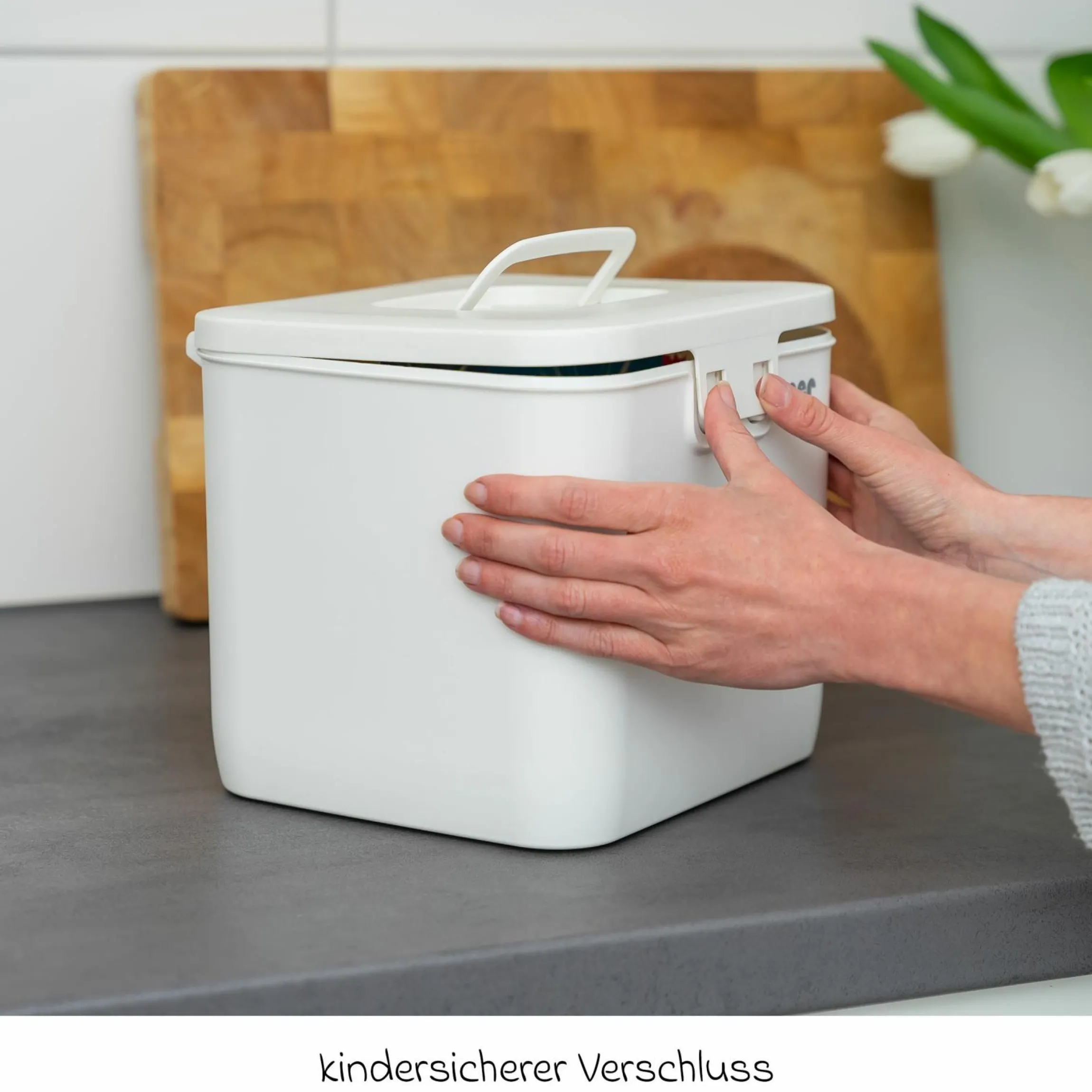 Kindersichere Aufbewahrungsbox SafeContainer für Wasch- und Spülmitteltabs und viel mehr - Weiß