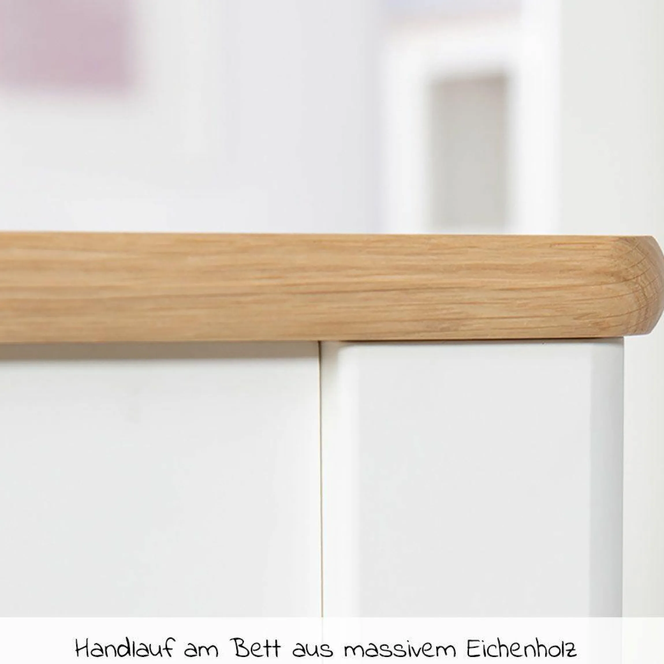 Kinderzimmer Ava mit 3-türigem Schrank, Bett, breiter Wickelkommode - Weiß