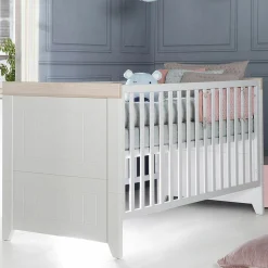 Kinderzimmer Helene mit 3-türigem Schrank, Bett, breiter Wickelkommode - Lichtgrau