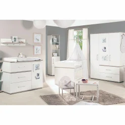 Kinderzimmer Moritz Baby mit 3-türigem Schrank, Bett, breiter Wickelkommode