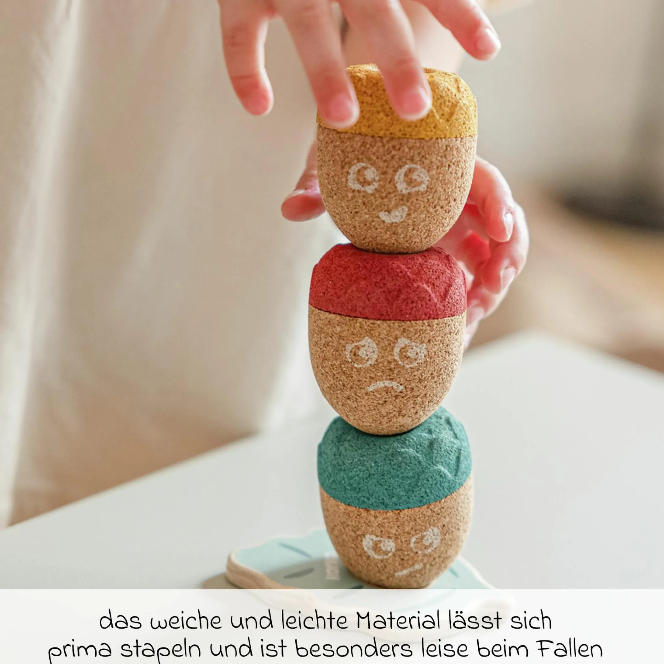 Kork-Stapelspielzeug Magical Mood Acorns - 4 Teile