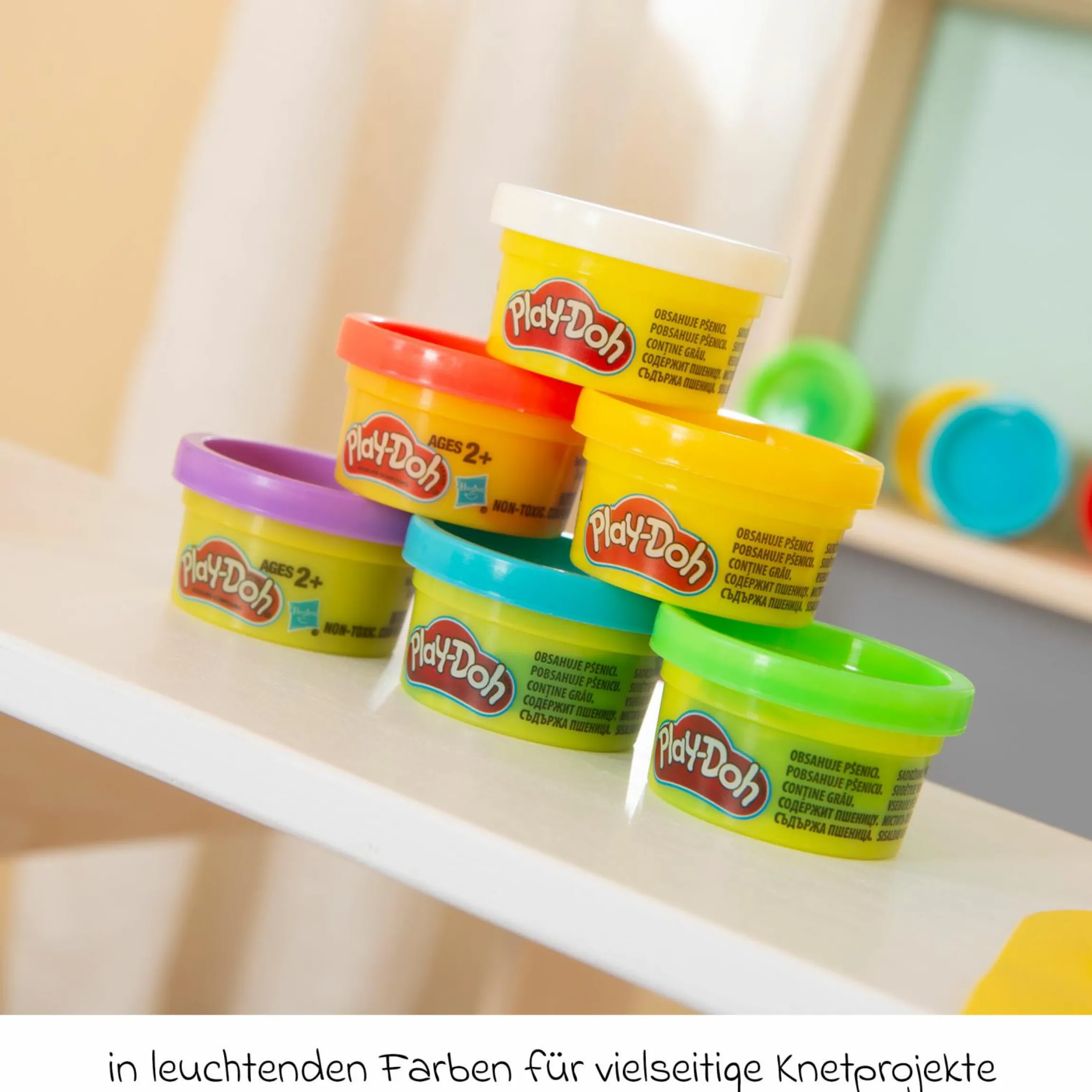 Kreatives Sitzgruppen-Set Roba + Play-Doh mit Bastelmatte 50 x 55 cm, Tisch, Stuhl, 6 Dosen Knetmasse, Teigrolle, Pizzaschneider & Modelierwerkzeug - Kollektion 2025
