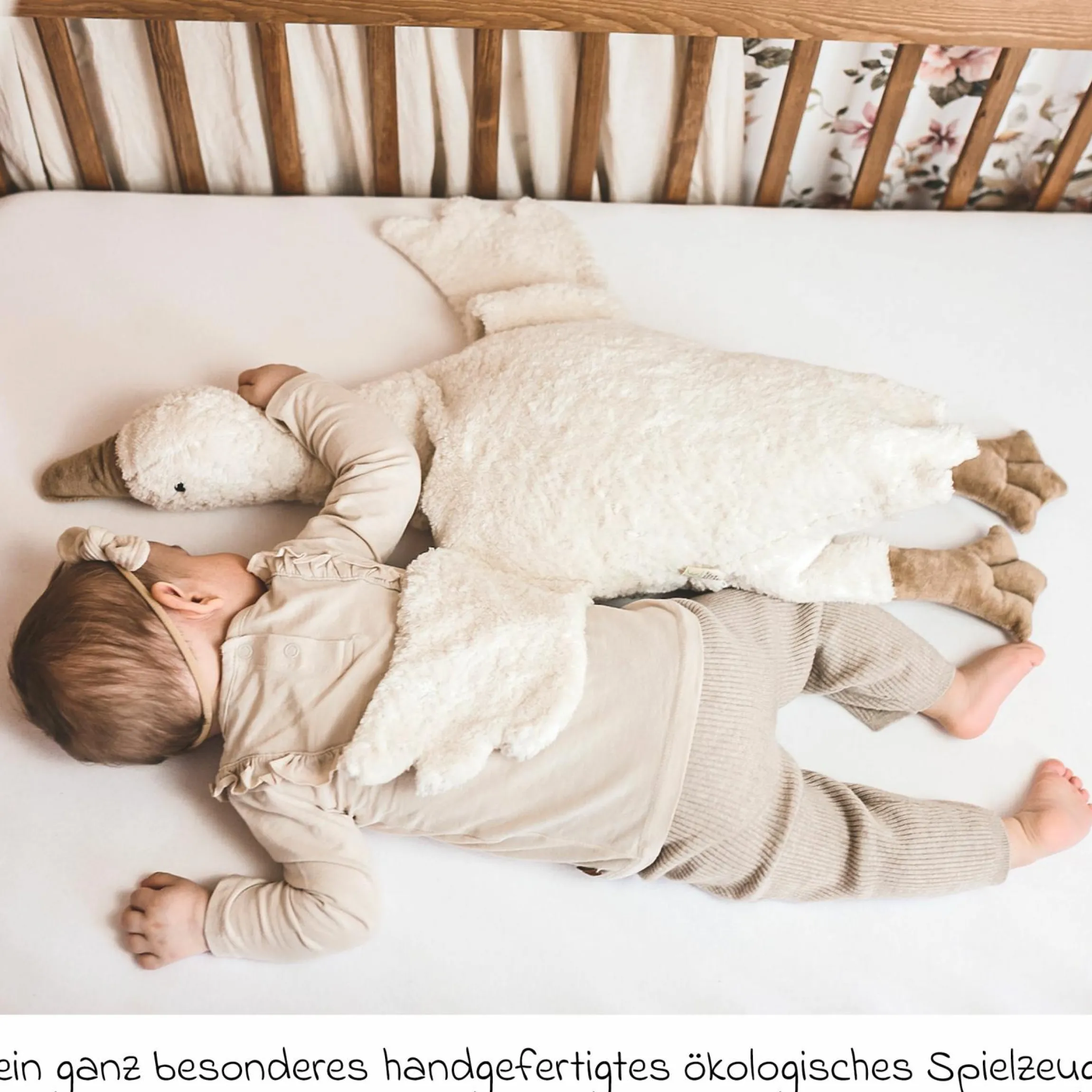 Kuscheltier mit Wärmekissen / Stillkissen Gans Groß 80 cm - aus Bio-Baumwolle GOTS mit Dinkelspreu-Füllung - Weiß