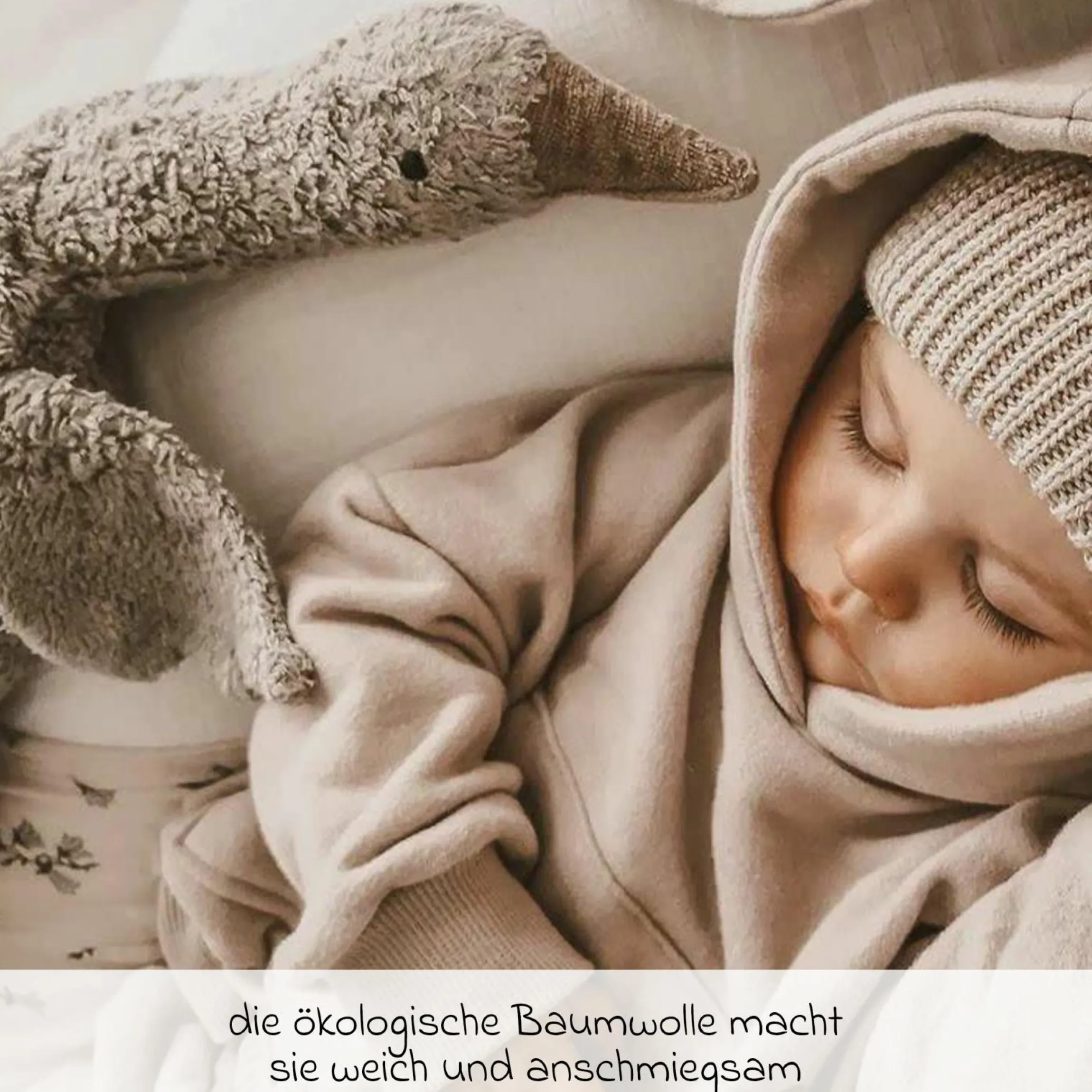 Kuscheltier mit Wärmekissen Gans Klein 47 cm - aus Bio-Baumwolle GOTS mit Traubenkern-Füllung - Grau