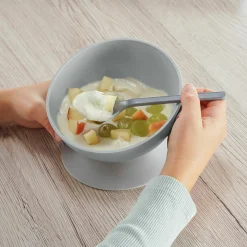 Lernschale mit Saugnapf Growing Bowl aus 80% nachwachsenden Rohstoffen wie Holz & Zucker aus Deutschland - Grau
