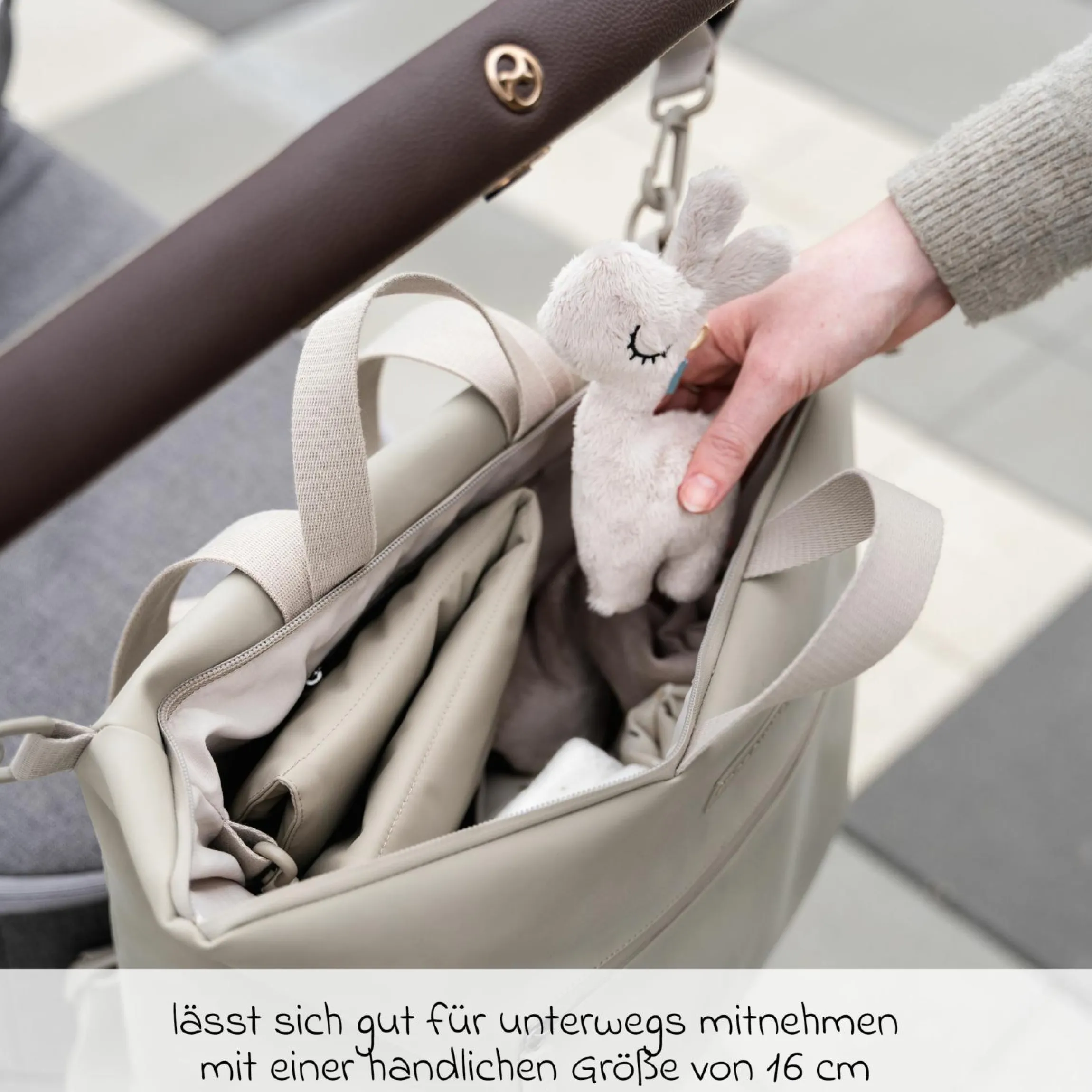 Mini-Spieltier / Rassel - Lalee - Sand