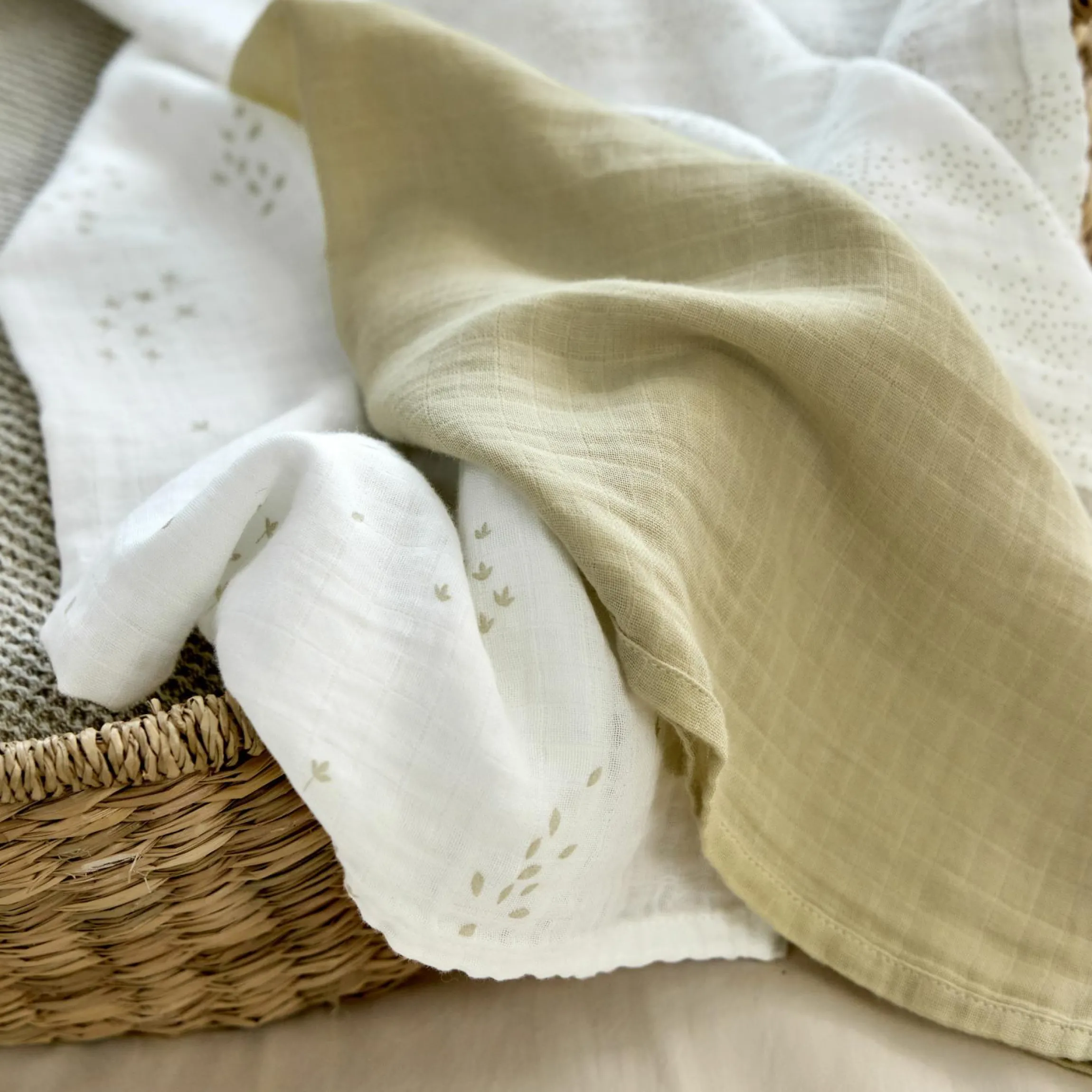 Mulltuch 3er Pack Swaddle M Bio-Baumwolle 60 x 60 cm - Leave - Olive Milky