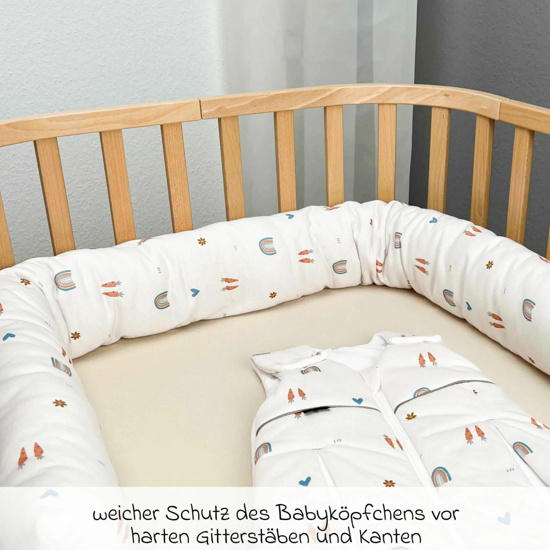 Nestchen-Rolle Jersey schützt im Kinderbett und im Laufgitter 165 cm - Rainbow - Ecru - Kollektion 2024
