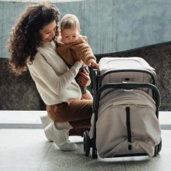 Reisebuggy & Sportwagen Travel N Care mit Liegefunktion, nur 6,8 kg (bis 22 kg belastbar) - Beige