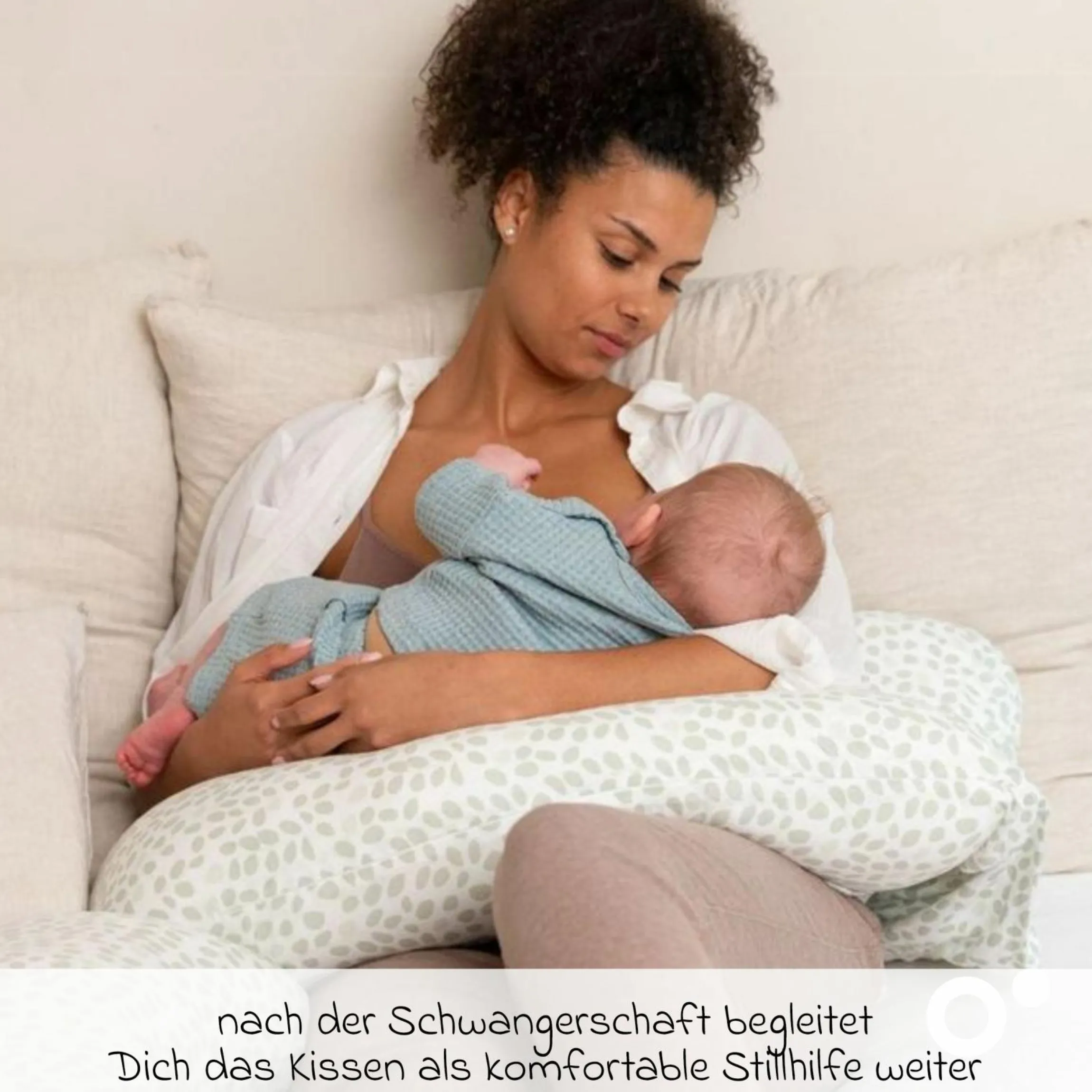 Schwangerschafts- & Stillkissen XXL Maxxy mit PES-Faser-Füllung - ideal für Seitenschläfer - Mini Leaves Green