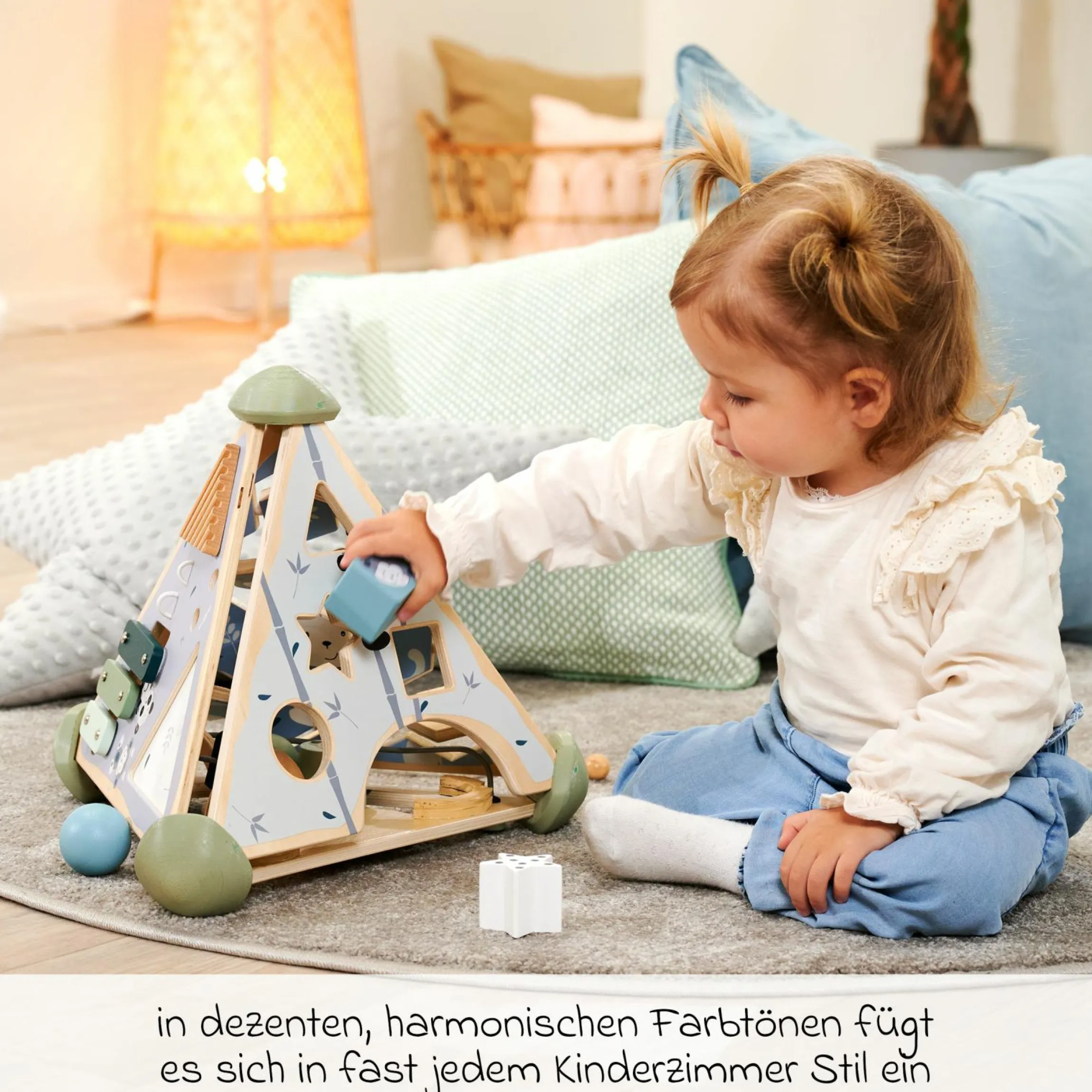Spielcenter Pyramide mit Steckspiel, Memory, Musikfunktion & Kugelbahn - Panda