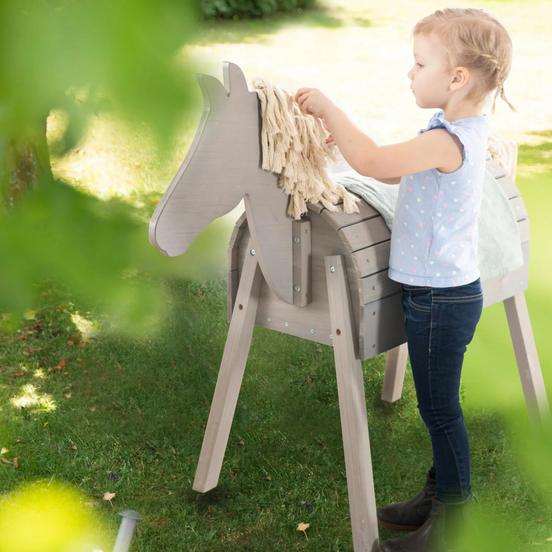 Spielpferd Outdoor wetterfest mit Mähne & Schweif - Rückenhöhe 68 cm - Grau