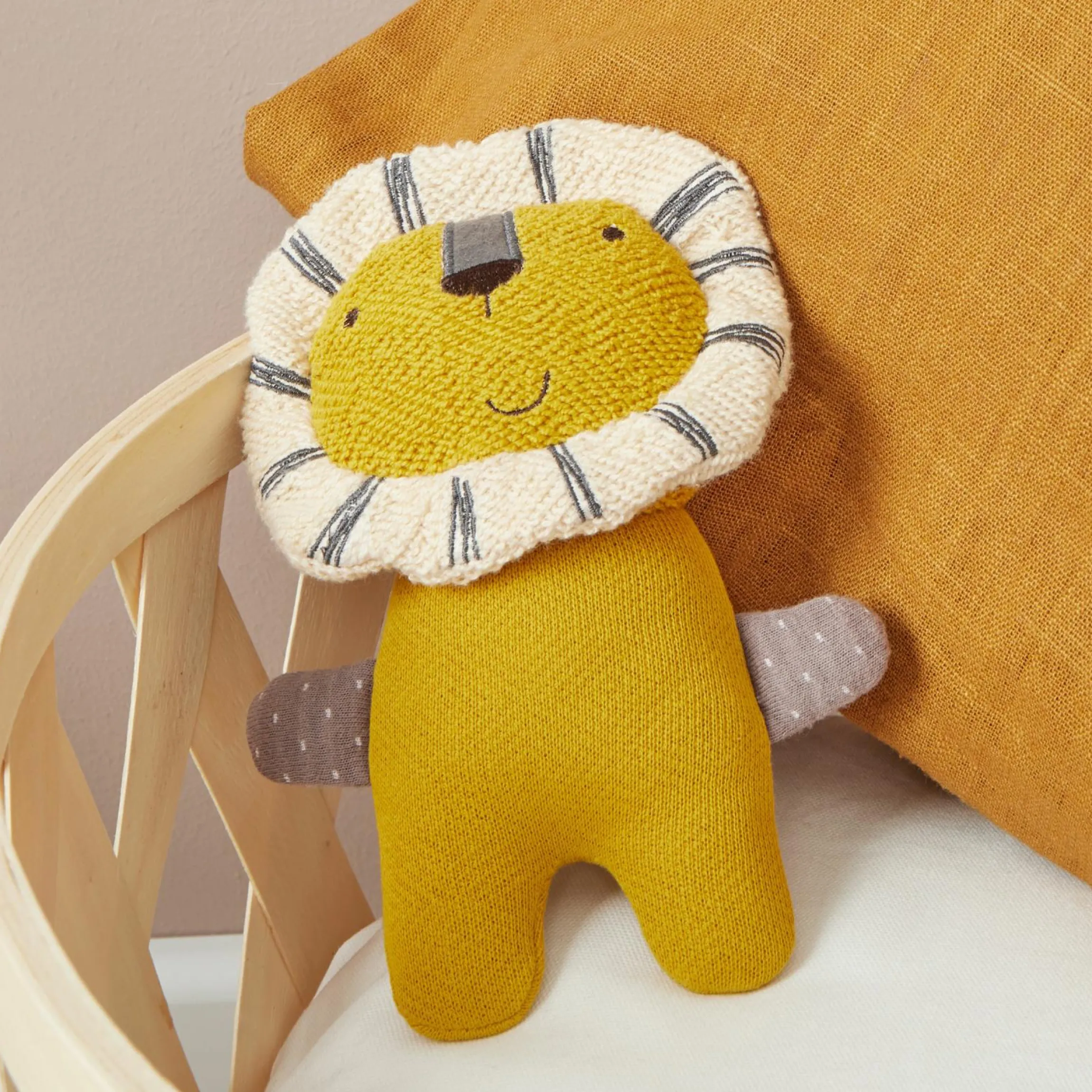 Strick-Kuscheltier - Löwe