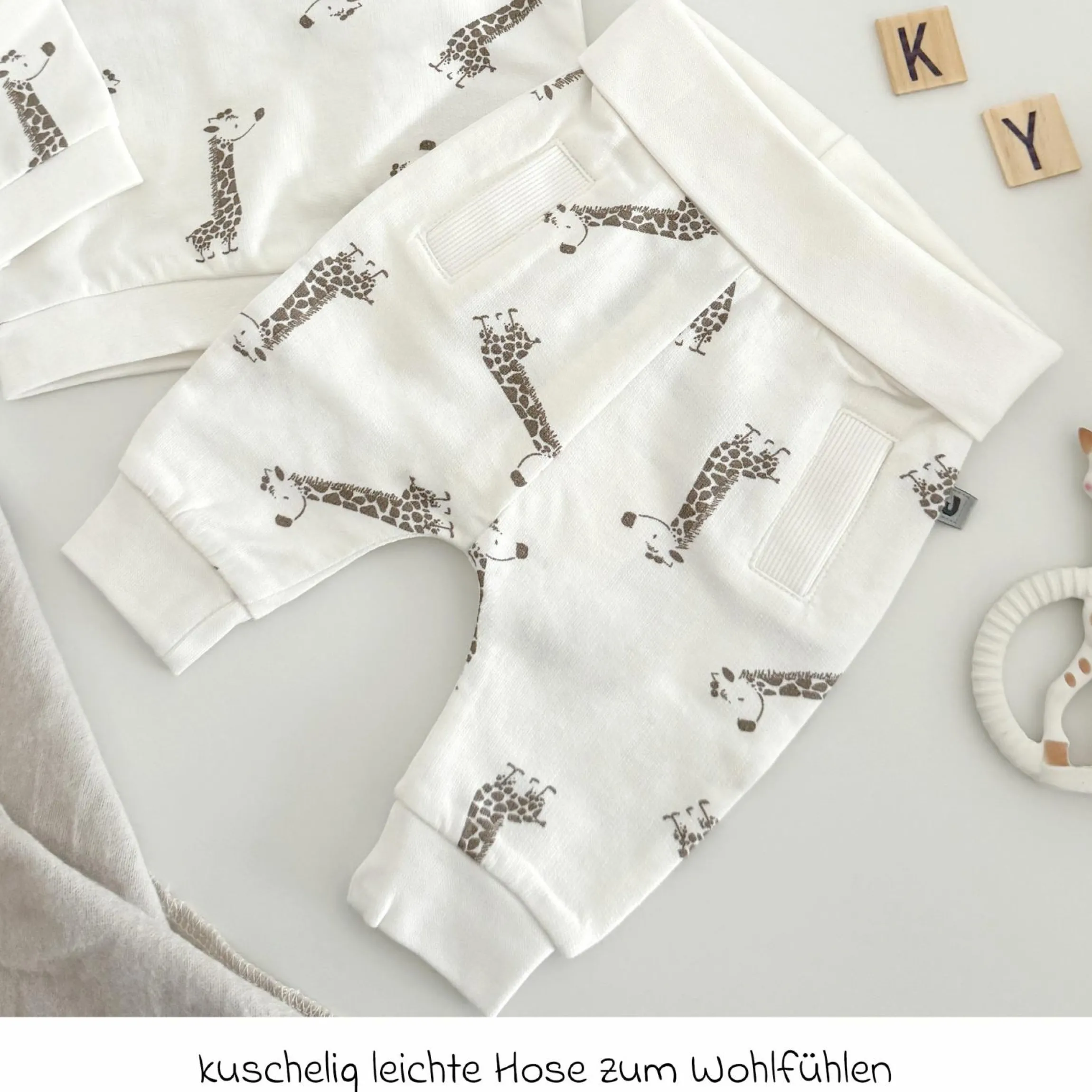 2-tlg. Set Sweatshirt & Hose - Giraffe Allover - Offwhite - Gr. 74